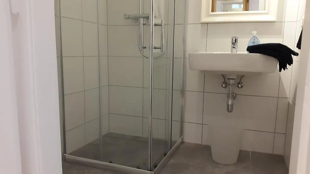 Apartment24 - Grinzing Wien 0*,